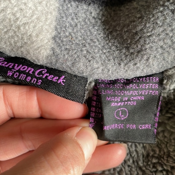 Canyon Creek Woman's Sherpa Plaid Flannel Zip Up Shacket - Picture 7 of 13